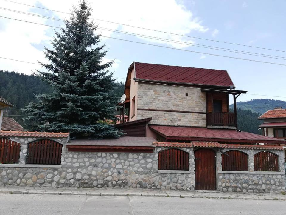 Guest House Diva Reka Beli Iskar Dış mekan fotoğraf